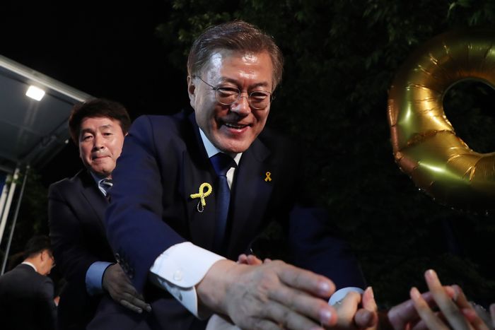 「保守対革新」の対立構図に収斂した韓国大統領選