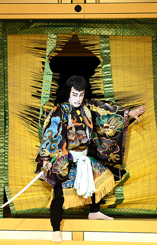 駄右衛門花御所異聞 は市川海老蔵の集大成 中川右介 論座 朝日新聞社の言論サイト