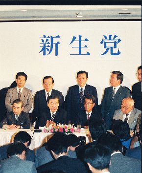 大政変「非自民」細川政権の誕生と挫折 - 星浩｜論座アーカイブ