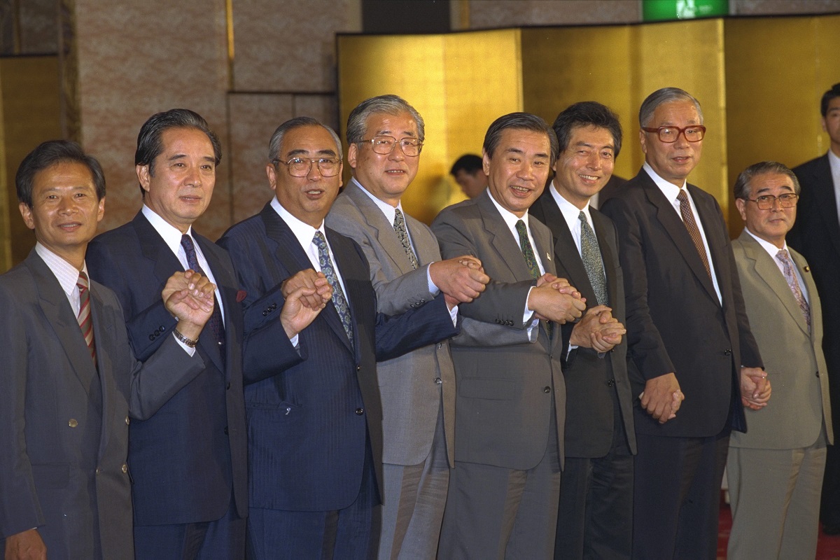 戦後日本の「革新」勢力 戦後日本の「革新」勢力:抵抗と衰亡の政治史 | 及川智洋 |本 | 通販