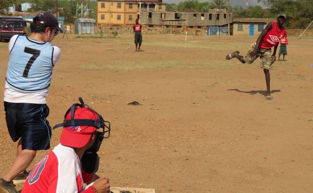 全力で投げて打つ。日々進歩する南スーダン野球