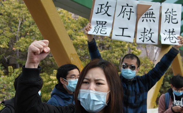 新型コロナウイルス防疫も政治化する香港