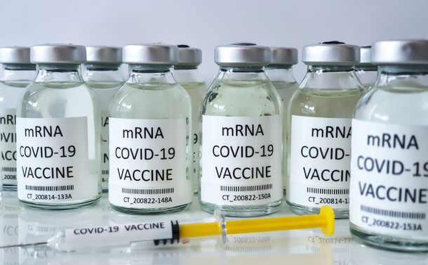 コロナの革命的ワクチンを導いた女性移民研究者