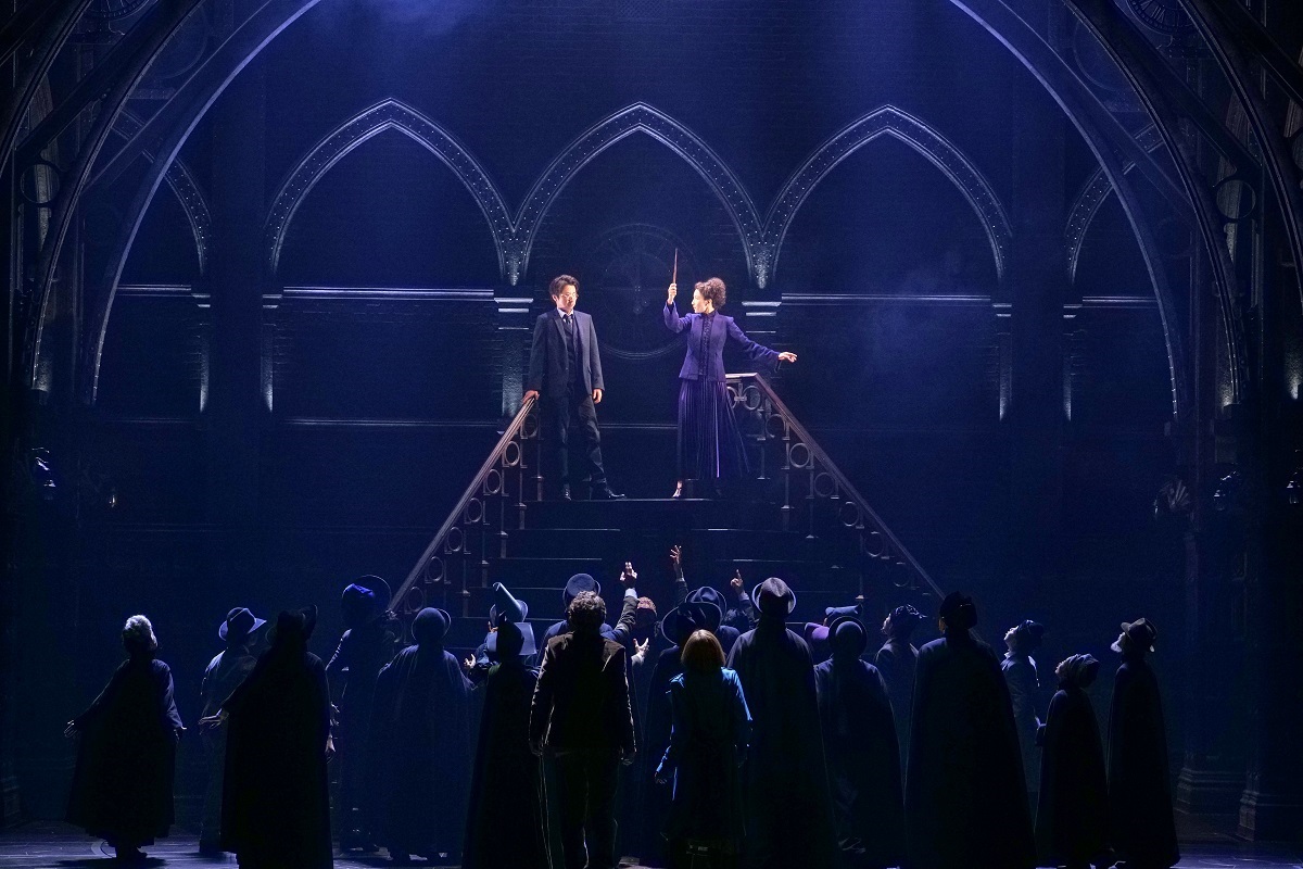 舞台ハリー・ポッターと呪いの子：壮大な物語を愛が動かす